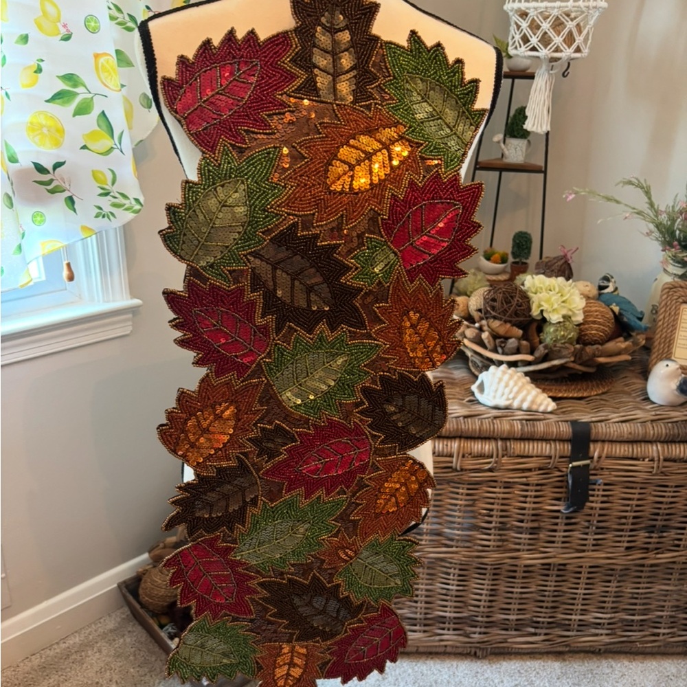 Pier 1 Red and Orange Holiday Garland